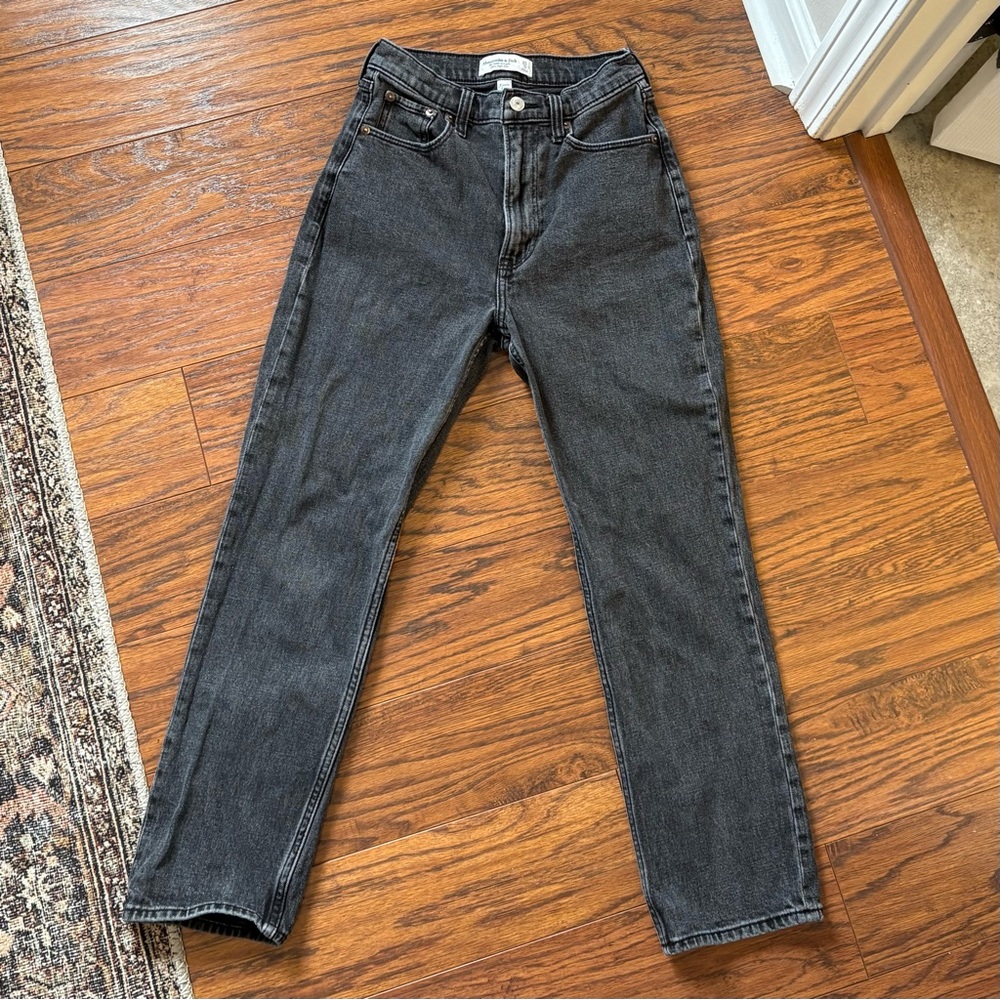 Abercrombie & Fitch Curve Love Ankle Straight Ultra High Rise Black 25/0